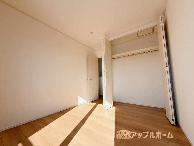 【新築住宅】深谷市普済寺 全8区画の洋室|２階居室は全室収納あり！たっぷりある収納活用でお部屋もキレイを保てます♪