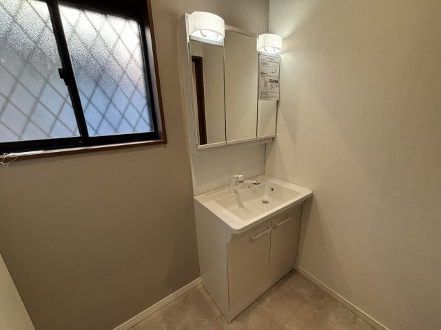 【独立洗面台】