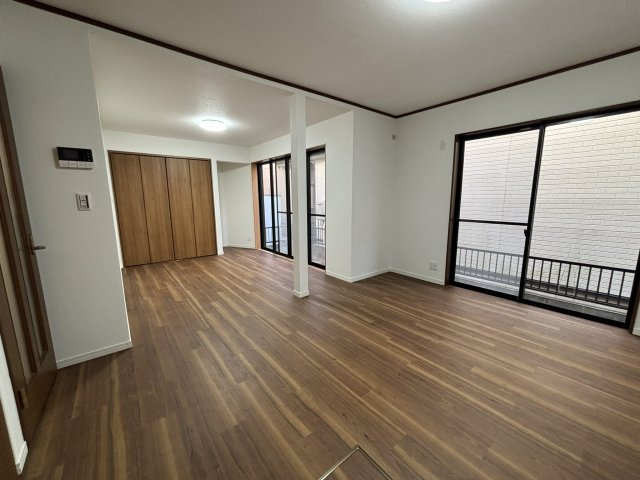 【居間・リビング】