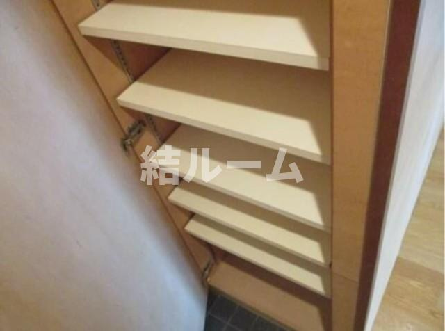 練馬区桜台１丁目の賃貸マンションの玄関