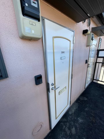 メゾン・デュポンのエントランス