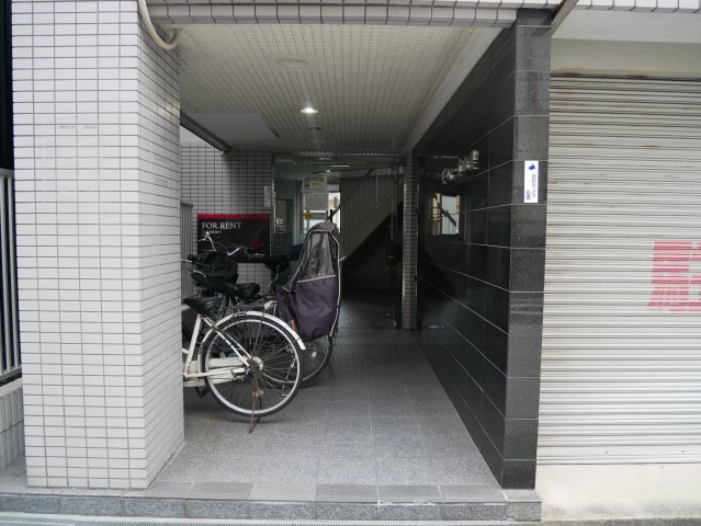 【エントランス】 | ゼファー文の里