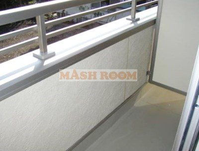 練馬区上石神井３丁目のアパートのバルコニー