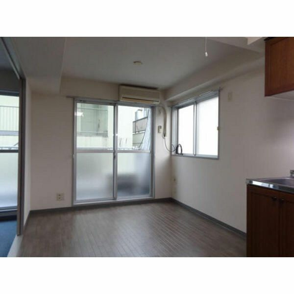 フェアメゾンの居間・リビング