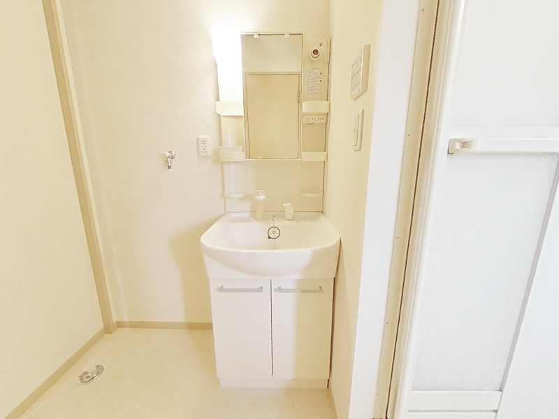 ルーンルディーⅡの洗面所|広い洗面スペースです★