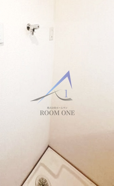 ｆマンションの設備|洗濯機置き場です。