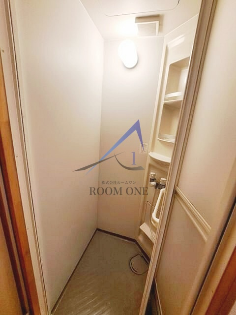 ｆマンションの浴室|シャワールームです。