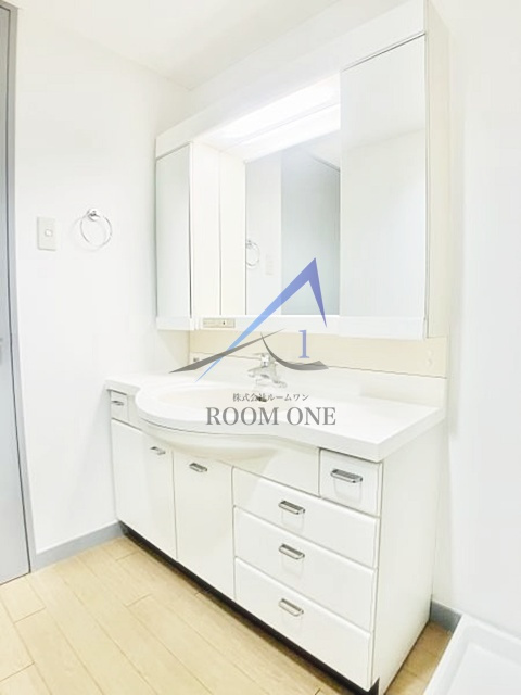 アールコート上野毛の洗面所|洗面台です。