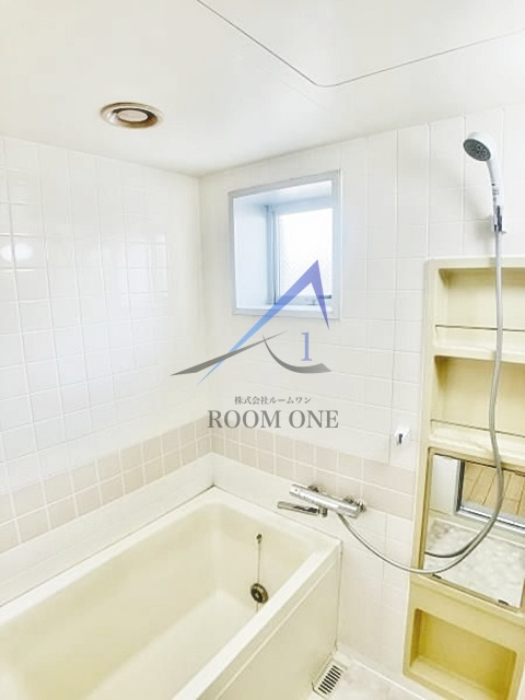 アールコート上野毛の浴室|お風呂です。