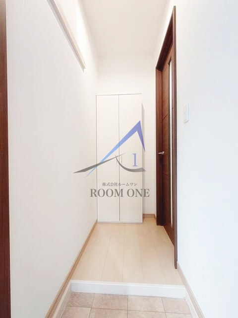 ＦＵＪＩＳＴＡ幡ヶ谷Ⅴの玄関|玄関です。