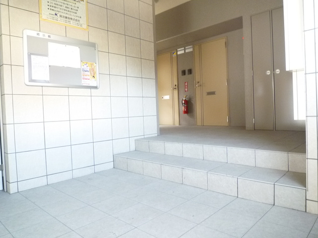 ディアコート千早のエントランス