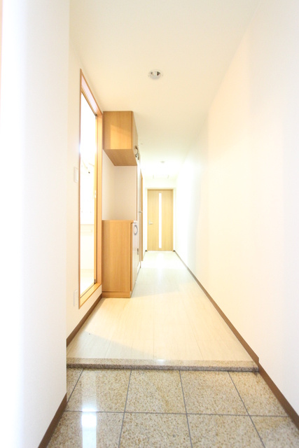 ディアコート千早の玄関|現状優先です。