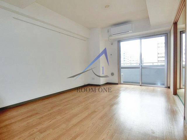 アプリ新横浜の居間・リビング|洋室のお部屋です。