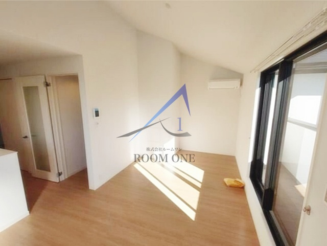 Ｒｏｓｅｎｈｅｉｍの居間・リビング|洋室のお部屋です。