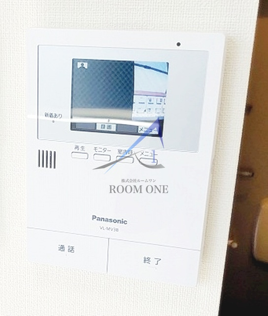 ソレイユ 北綾瀬のセキュリティ|モニター付きインターホンです。