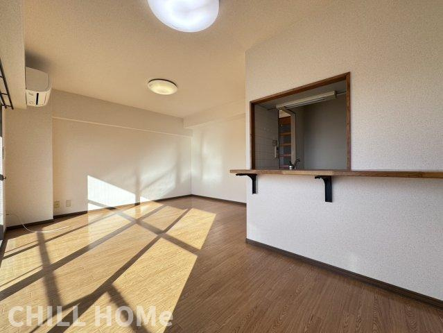 ウイング下小出の居間・リビング|他社様掲載物件もまとめてご紹介、ご案内可能です(^^)/