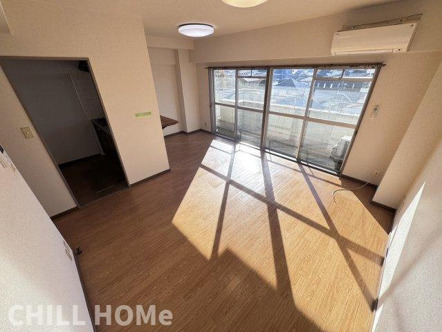 ウイング下小出の居間・リビング|他社様掲載物件もまとめてご紹介、ご案内可能です(^^)/