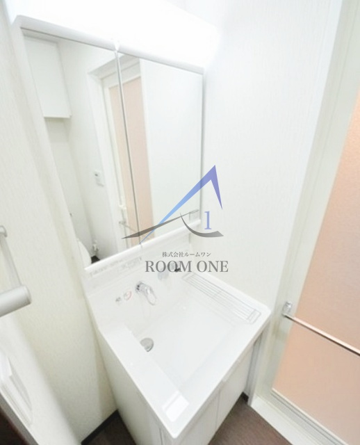 ＥＴＥＲＮＯ・Ｋ（エテルノ・ケー）の洗面所|洗面台です。