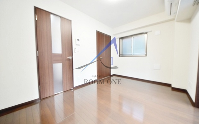 ＥＴＥＲＮＯ・Ｋ（エテルノ・ケー）の居間・リビング|洋室のお部屋です。