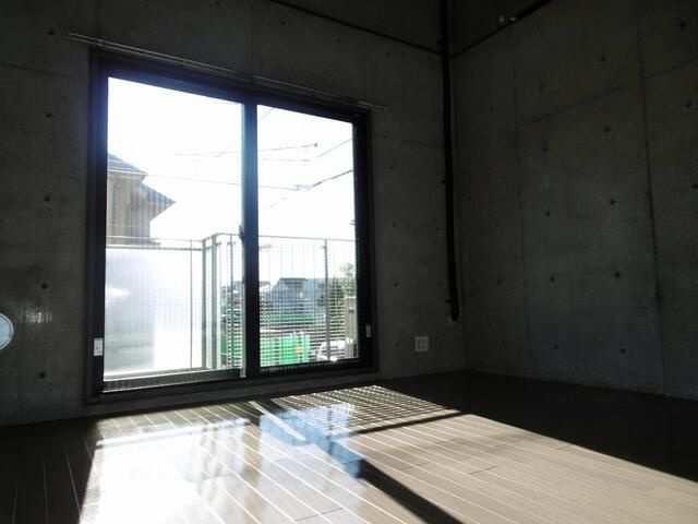 メゾンアズールの洋室