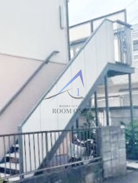 メイプルハイツのその他共用部分|共有階段です。