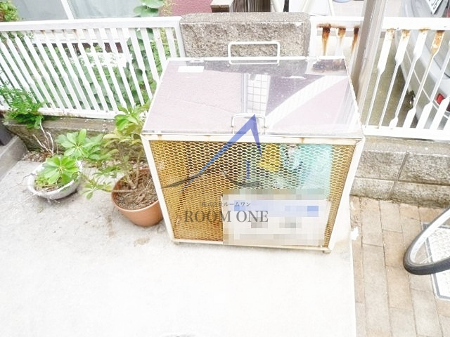 パナ・フェリーチェ吉祥寺のその他共用部分|敷地内ごみ置き場です。