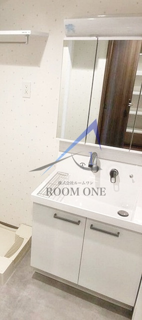 エストゥルース武蔵小杉の洗面所|洗面台です。