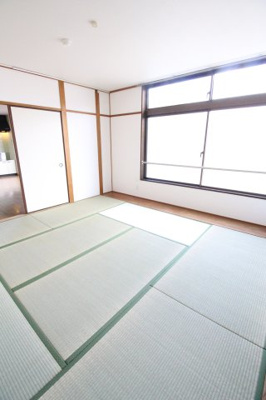 【和室】 | ラベンダー真上