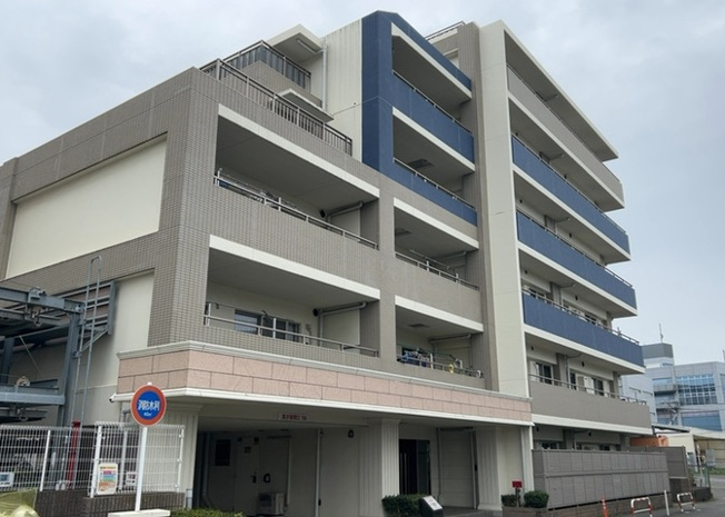 【外観】 | 厚木第９ダイヤモンドマンション | マンションの外観は非常に重要なポイントです！外観の善し悪しは資産価値に大きな影響を与えます。外観のいいマンションを購入することで、高値で売却がしやすく、買い手が見つかりやすいというメリットがあります。