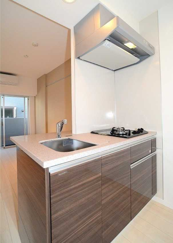 グランドコンシェルジュ三宿アジールコート　ネット無料 ウォークインクローゼット　オートロックのキッチン