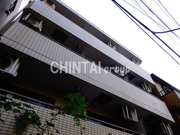 メインステージ幡ヶ谷駅前の外観