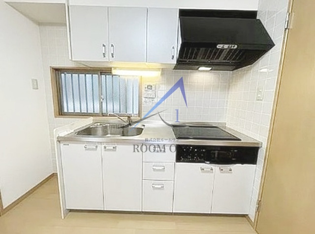 ファミール・コアメゾンの居間・リビング|洋室のお部屋です。