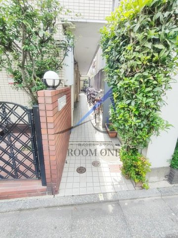 アローニア野村のエントランス|エントランスです。