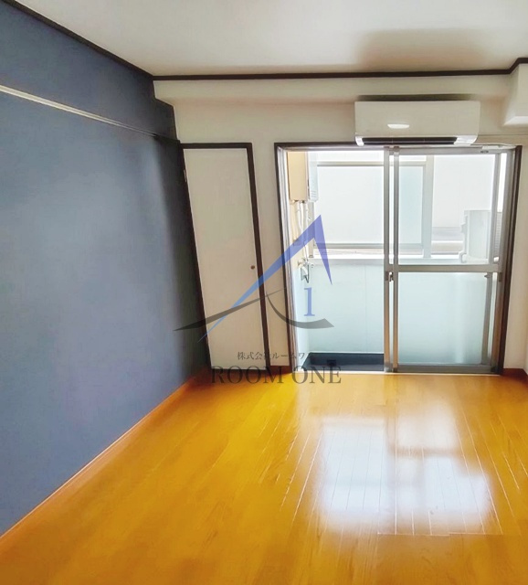 アローニア野村の居間・リビング|洋室のお部屋です。