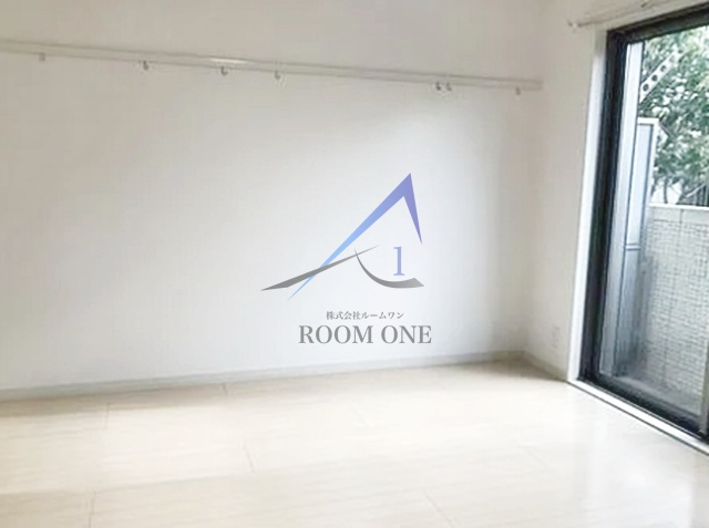 メゾン　ド　サンクの居間・リビング|洋室のお部屋です。