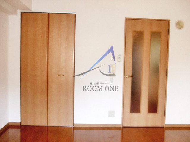 板橋ＫＭコートの居間・リビング|洋室のお部屋です。