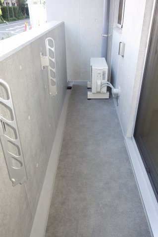 グランカーサ尾久のバルコニー