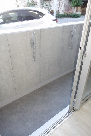 グランカーサ尾久のバルコニー