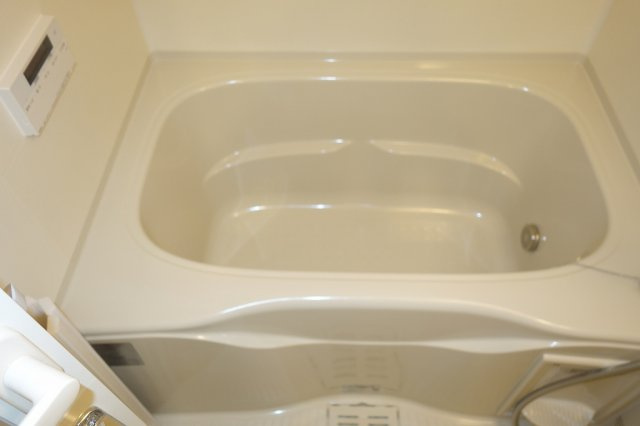 グランカーサ尾久の浴室