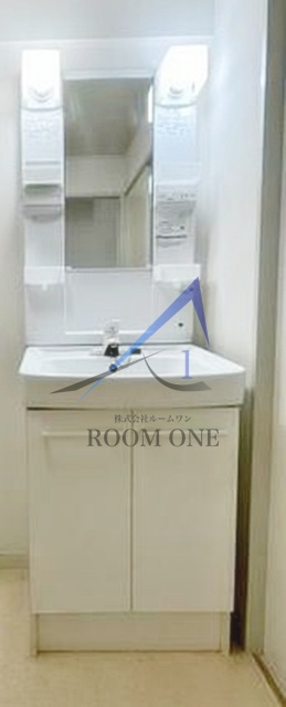 PLENDY前野町の洗面所|独立洗面台です。