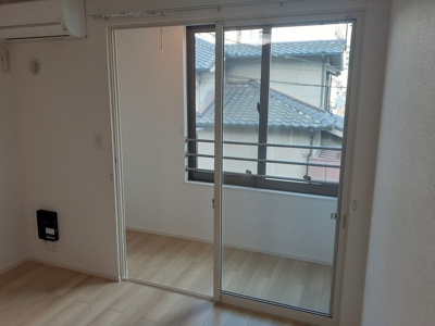 【バルコニー】 | ジャルダンヴェール