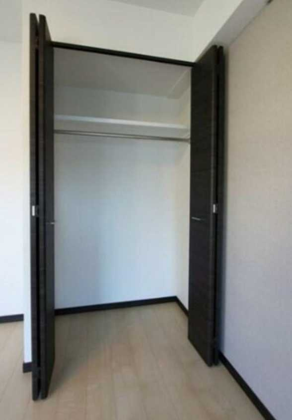 GENOVIA三軒茶屋 green veil　敷金0　ペット相談可　バイク置き場の収納