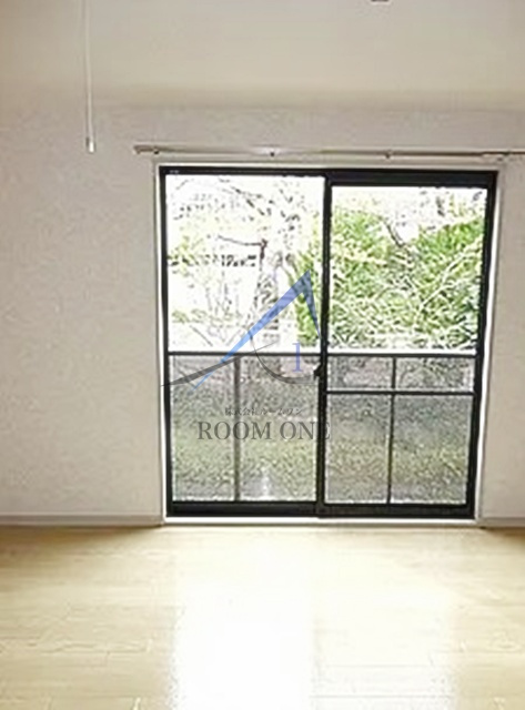 プチメゾン東大井の居間・リビング|洋室のお部屋です。