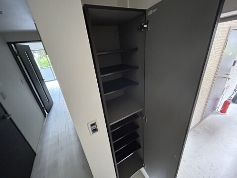 ジーメゾン泉エルデの玄関