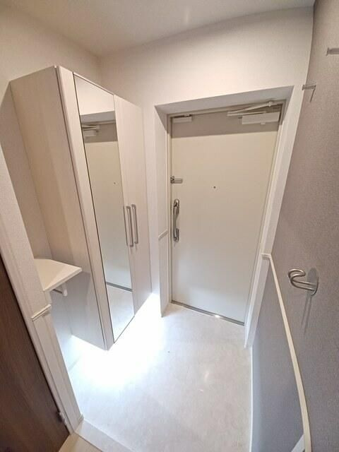 ルナ　アウローラの玄関