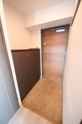 【玄関】 | センチュリー鴻巣第三 | ※同タイプの別の部屋の写真です。