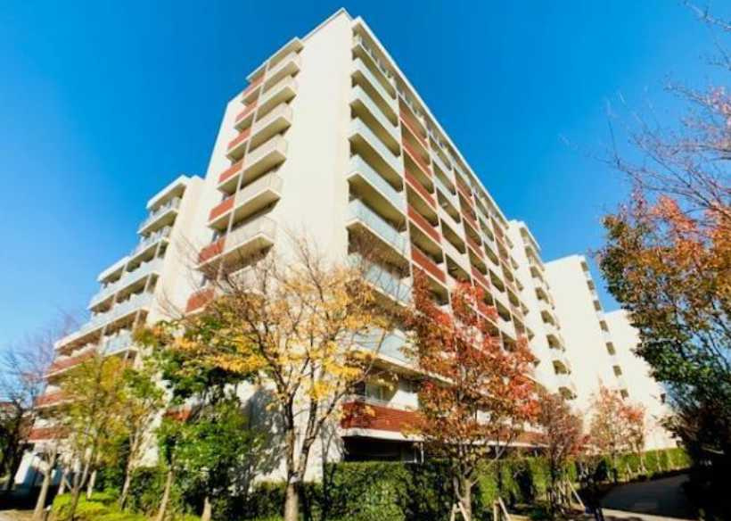 Brillia ist三軒茶屋アイビーテラス　日勤管理人　ネット無料　コンシェルジュサービス