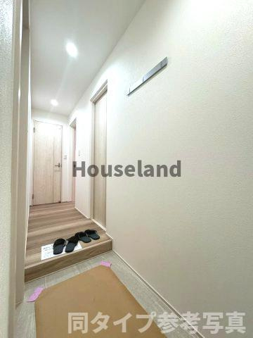 フジパレス中之島ウエストの玄関