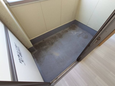 【バルコニー】 | 奥野ビル