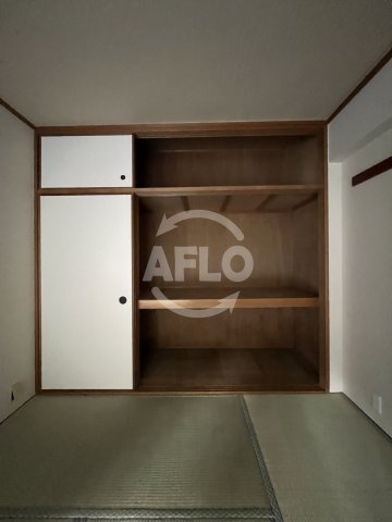 ファミールハイツ北大阪Ⅰ号棟の収納|ファミールハイツ北大阪1号棟　押入